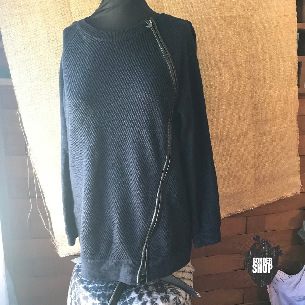 Noir Navy Side Zip Sweater